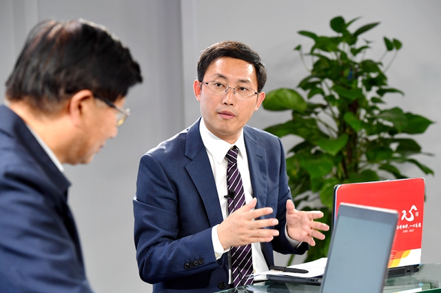 繼往不平凡，珍惜五年奮進(jìn)所取得的成就、經(jīng)驗