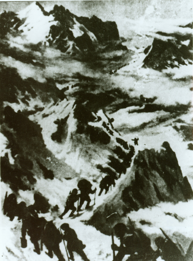 &uarr;資料圖片：紅軍過打鼓山。（圖片由陸軍第16集團(tuán)軍某紅軍團(tuán)提供）