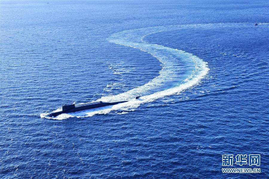 （人民海軍70年&middot;新華全媒頭條&middot;圖文互動）（5）向著深藍出發(fā)&mdash;&mdash;獻給人民海軍成立70周年