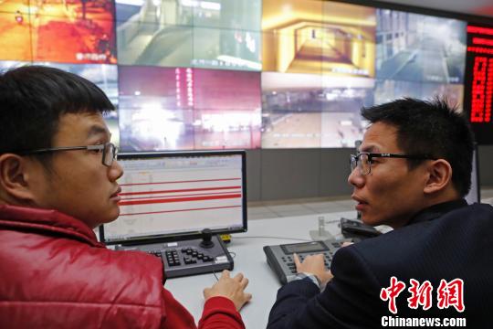寒潮來襲上海加大對流浪、乞討等人員救助力度