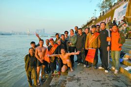 长江救援志愿队：我们不是&ldquo;英雄&rdquo;