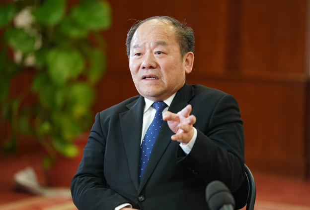 使民間資本進(jìn)得來、穩(wěn)得住、能發(fā)展