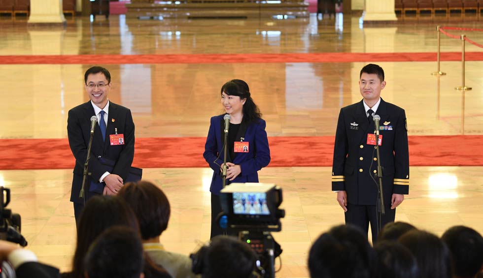 孟祥飛、李媛、曹先建接受采訪