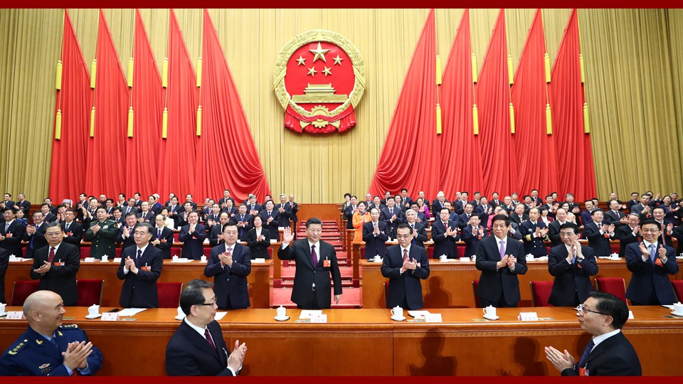習(xí)近平當(dāng)選國(guó)家主席、中央軍委主席