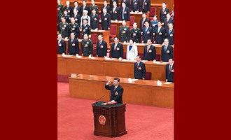 習(xí)近平當(dāng)選國(guó)家主席、中央軍委主席