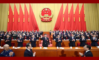 習(xí)近平當(dāng)選國(guó)家主席、中央軍委主席