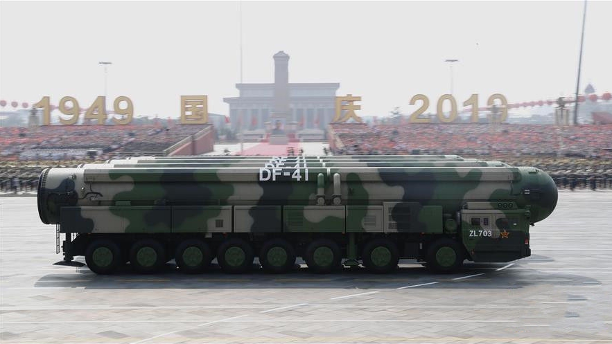 300秒回顧國慶70周年大閱兵！東風-41、殲-20震撼亮相