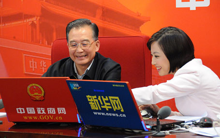 [回顧]2009年溫家寶總理接受中國(guó)政府網(wǎng)、新華網(wǎng)專(zhuān)訪