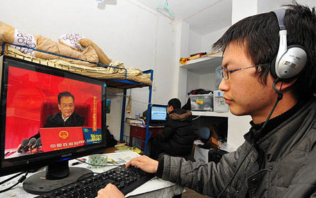 2010年網(wǎng)友關(guān)注溫家寶總理接受中國(guó)政府網(wǎng)、新華網(wǎng)聯(lián)合專訪