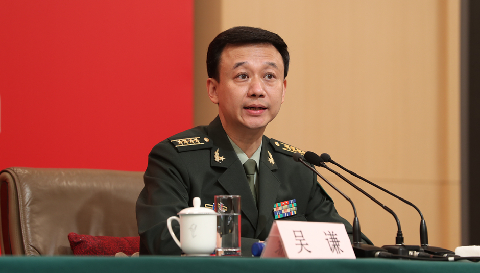 國防部新聞局局長、國防部新聞發(fā)言人吳謙大校介紹相關(guān)情況