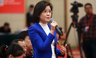 中央電視臺(tái)、中國(guó)國(guó)際電視臺(tái)記者提問(wèn)