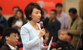 中央電視臺(tái)、中國(guó)國(guó)際電視臺(tái)記者提問(wèn)