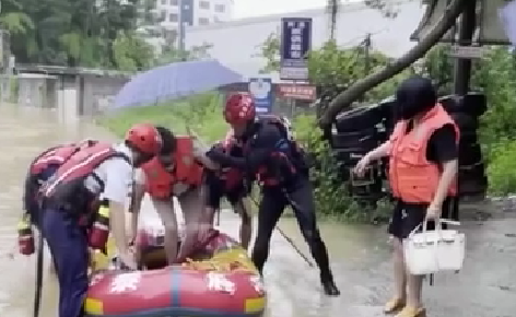 福建：臺風(fēng)&ldquo;盧碧&rdquo;來襲 多地迎強(qiáng)降雨