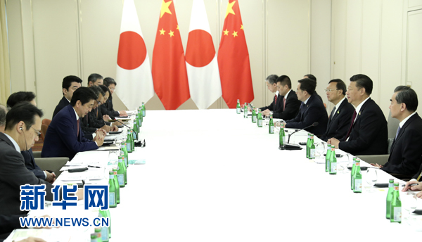 7月8日，國家主席習(xí)近平應(yīng)約在漢堡會見日本首相安倍晉三。新華社記者 馬占成 攝
