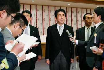 安倍機關(guān)算盡又能撈到幾根稻草？